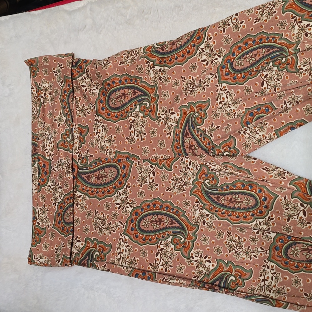 Paisley Bells in curvy